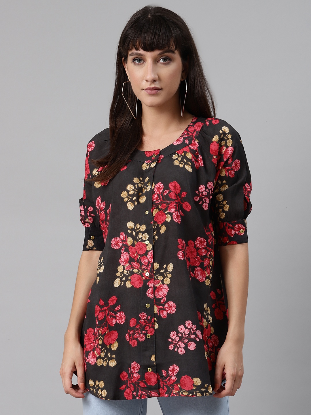 

MISRI Charcoal Grey & Red Floral Printed Shirt Style Top