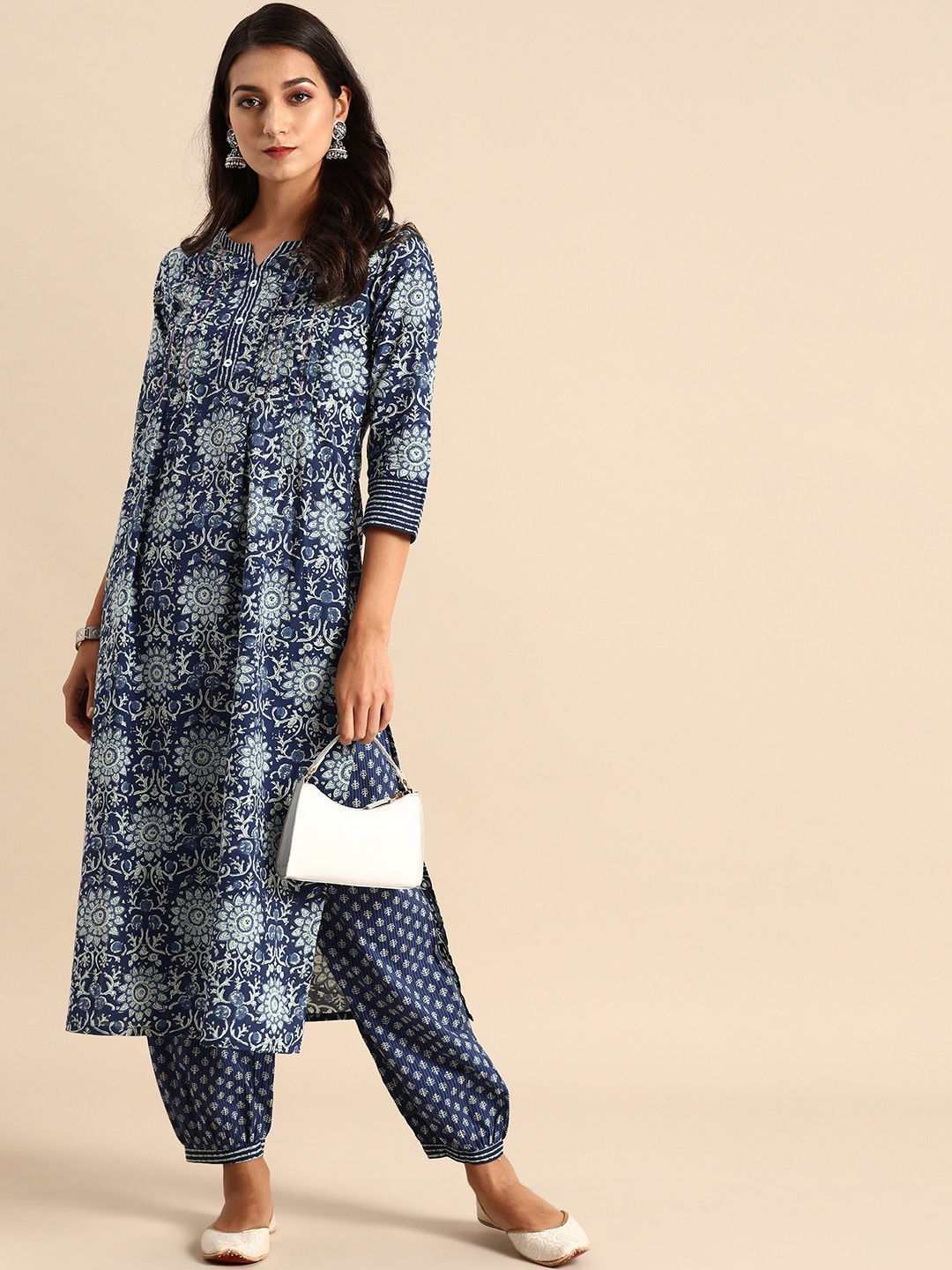 

Varanga Women Blue & White Printed Kurta with Salwar