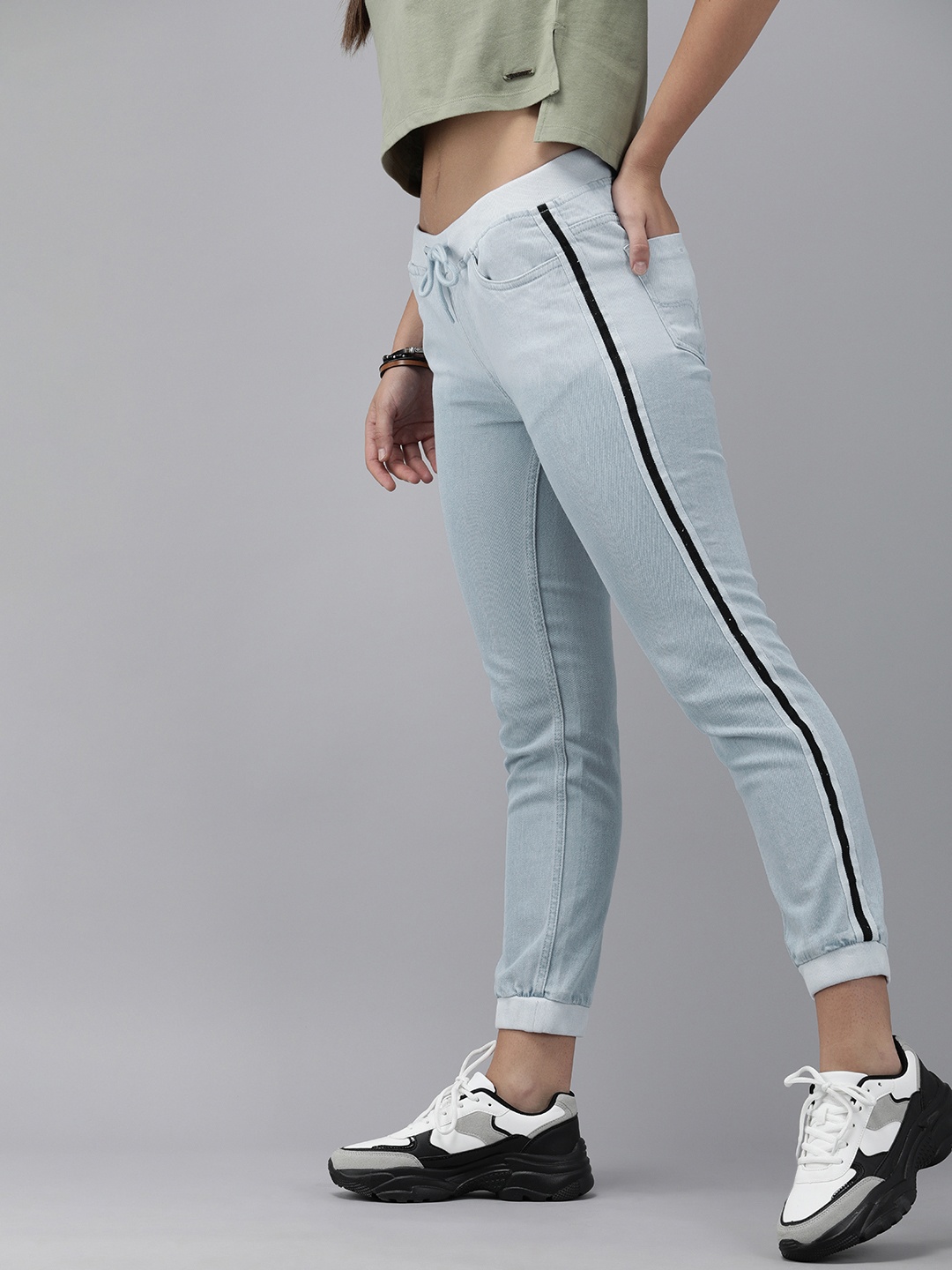 

Roadster Women Blue Slim Fit Jogger Mid-Rise Clean Look Stretchable Jeans