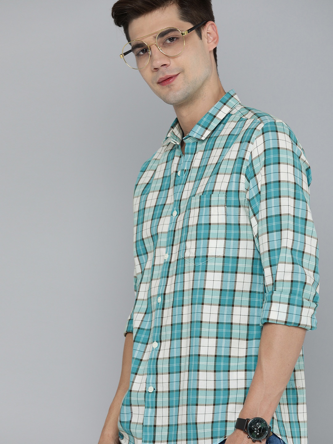 

Mast & Harbour Men Teal & White Slim Fit Checked Casual Shirt