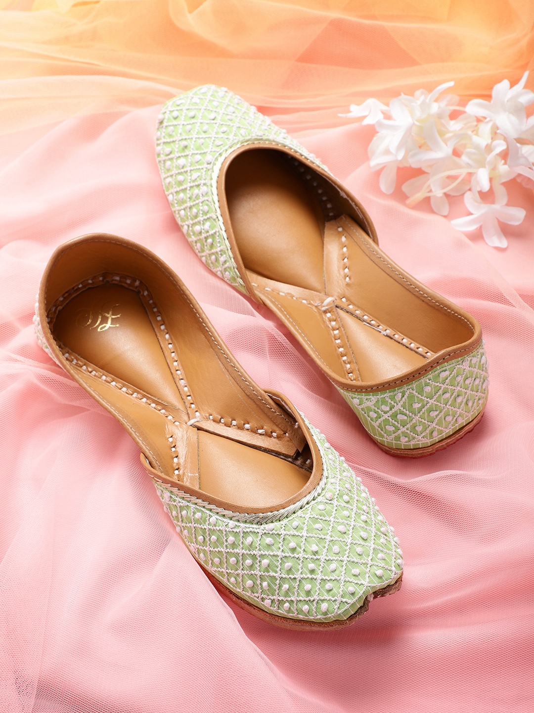 

House of Pataudi Women Green Embroidered Handcrafted Mojaris