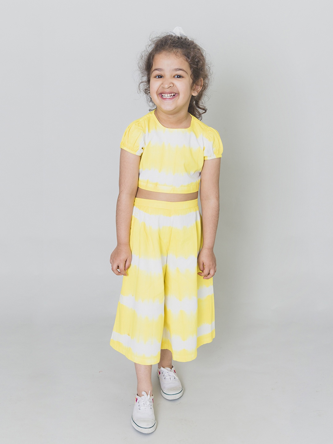 

Tiber Taber Girls Yellow & White Tie & Dye Striped Top with Palazzos