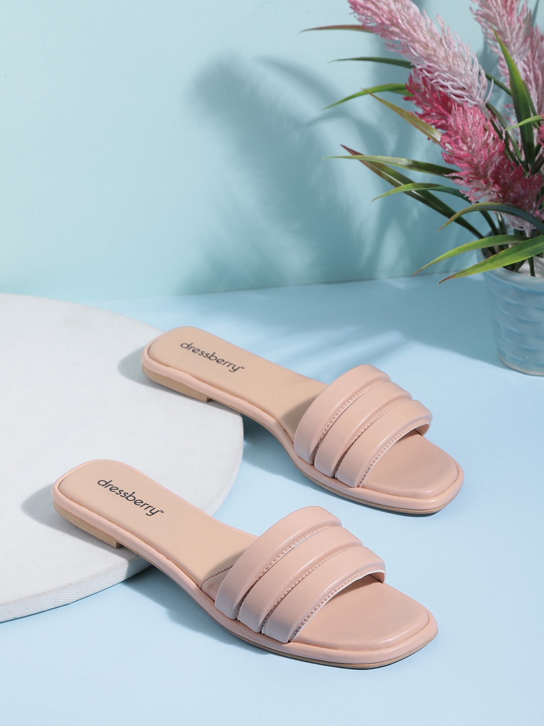 

DressBerry Women Nude-Coloured Solid Strappy Open Toe Flats