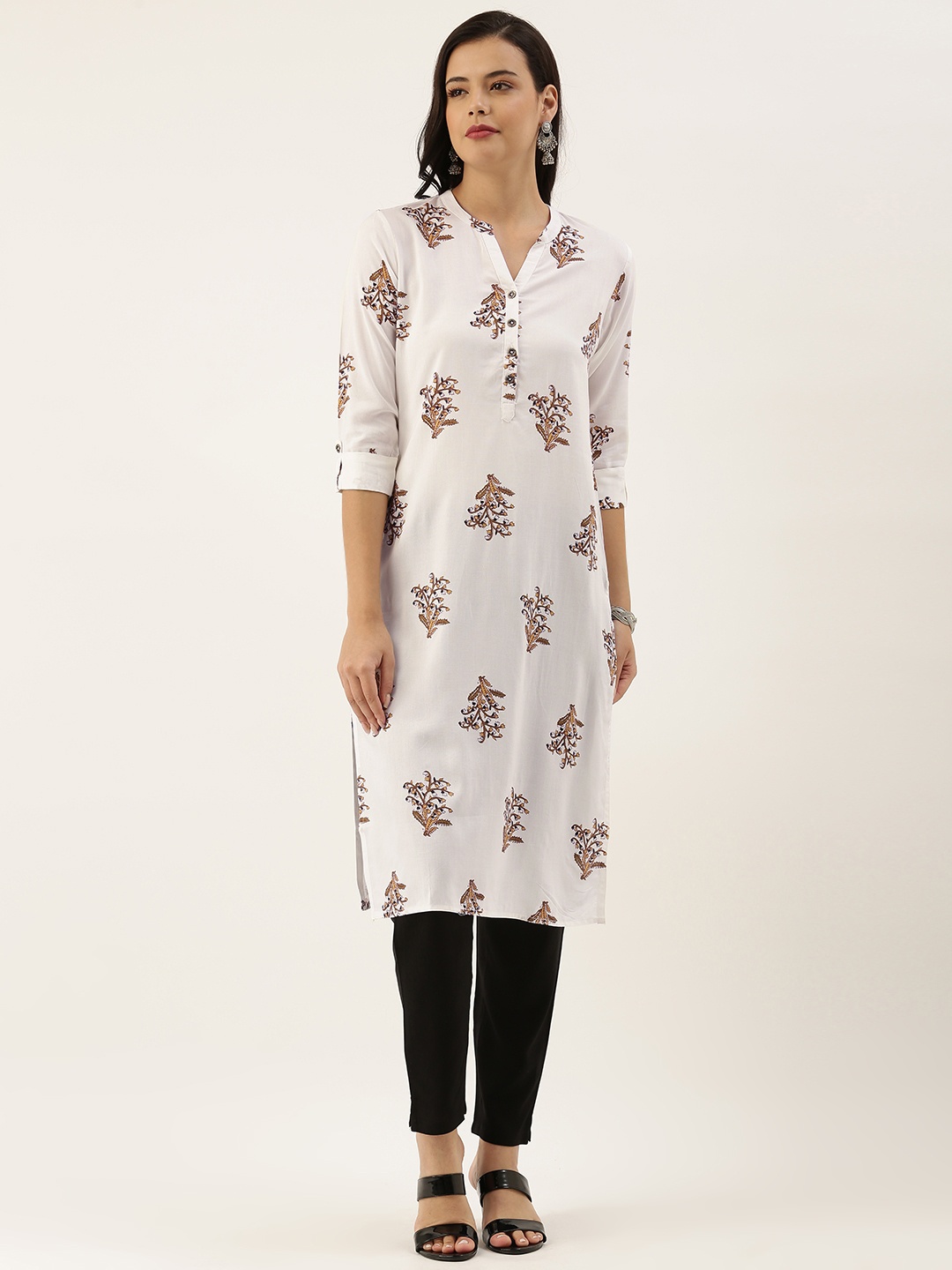

AMUKTI Women White & Brown Floral Printed Kurta