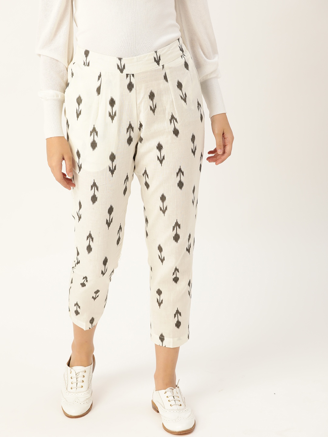 

Anouk Women White Pure Cotton Ethnic Motifs Printed Pleated Cropped Trousers