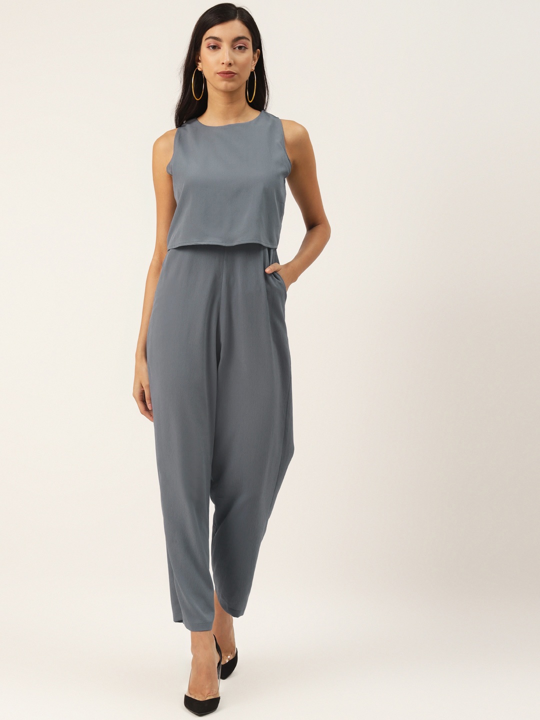 

Trend Arrest Women Grey Solid Layered Basic Jumpsuit