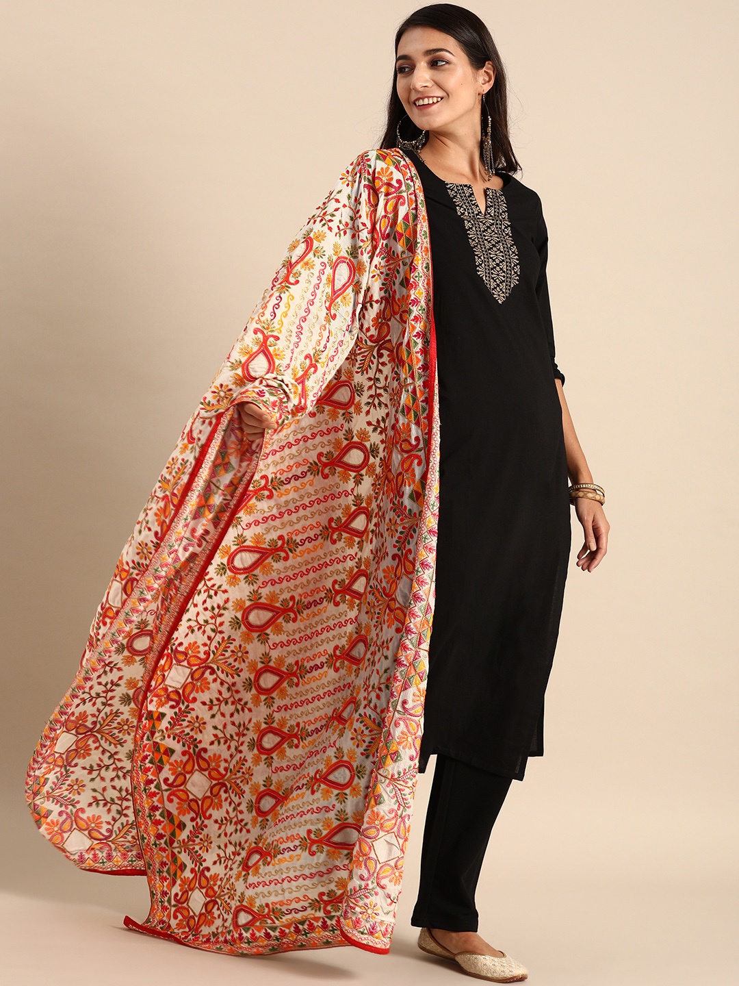 

VASTRANAND White & Orange Embroidered Dupatta