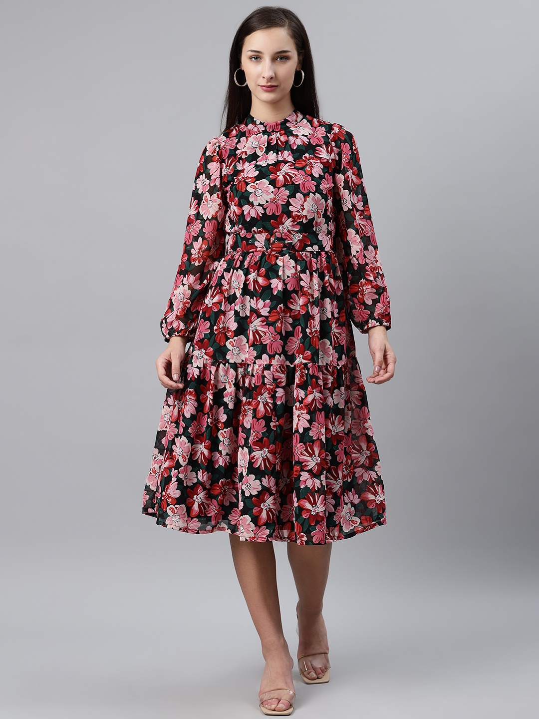 

plusS Women Black & Pink Floral Print Fit & Flare Dress