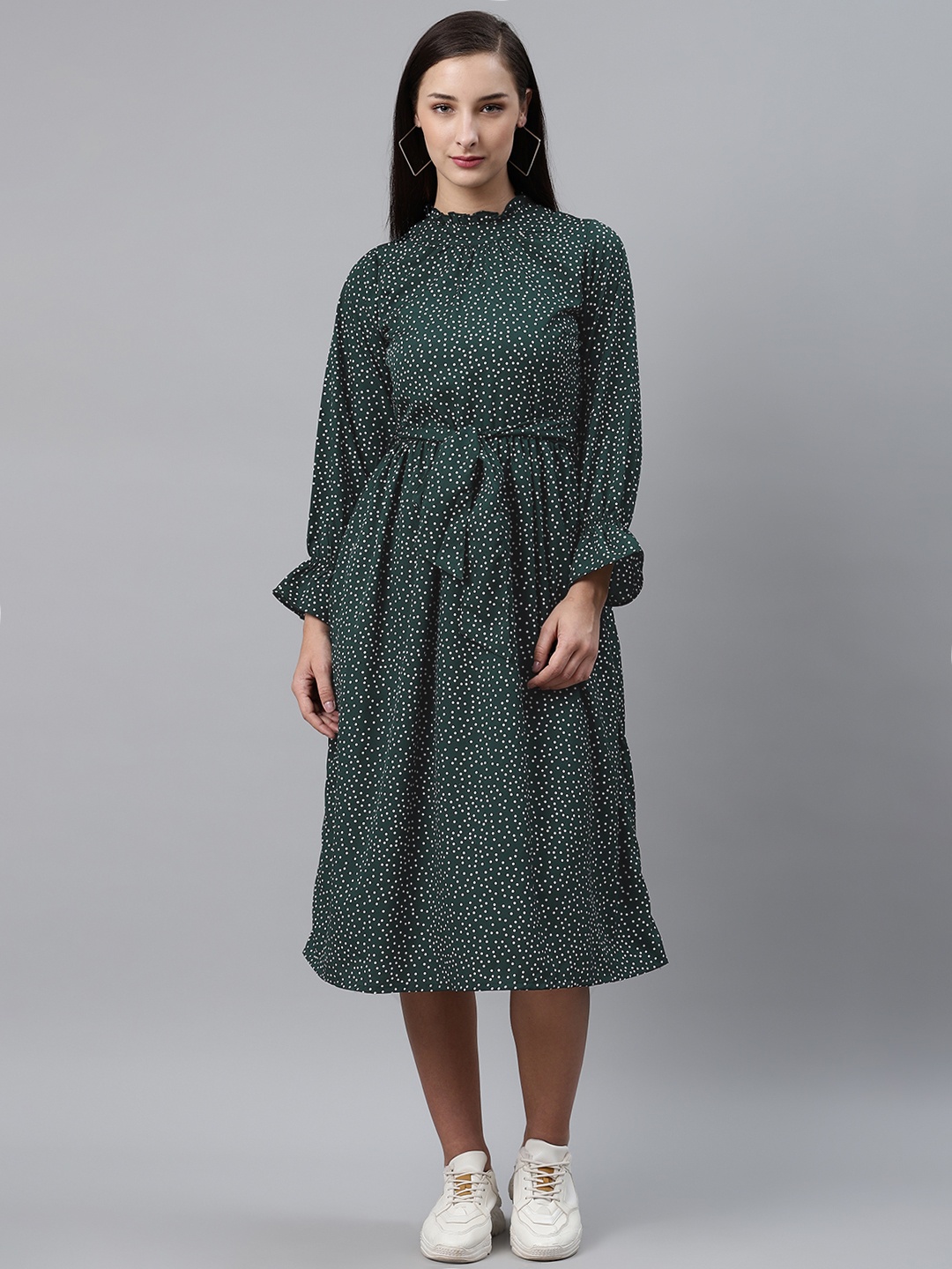 

plusS Women Green & White Dotted Print A-Line Dress with Belt
