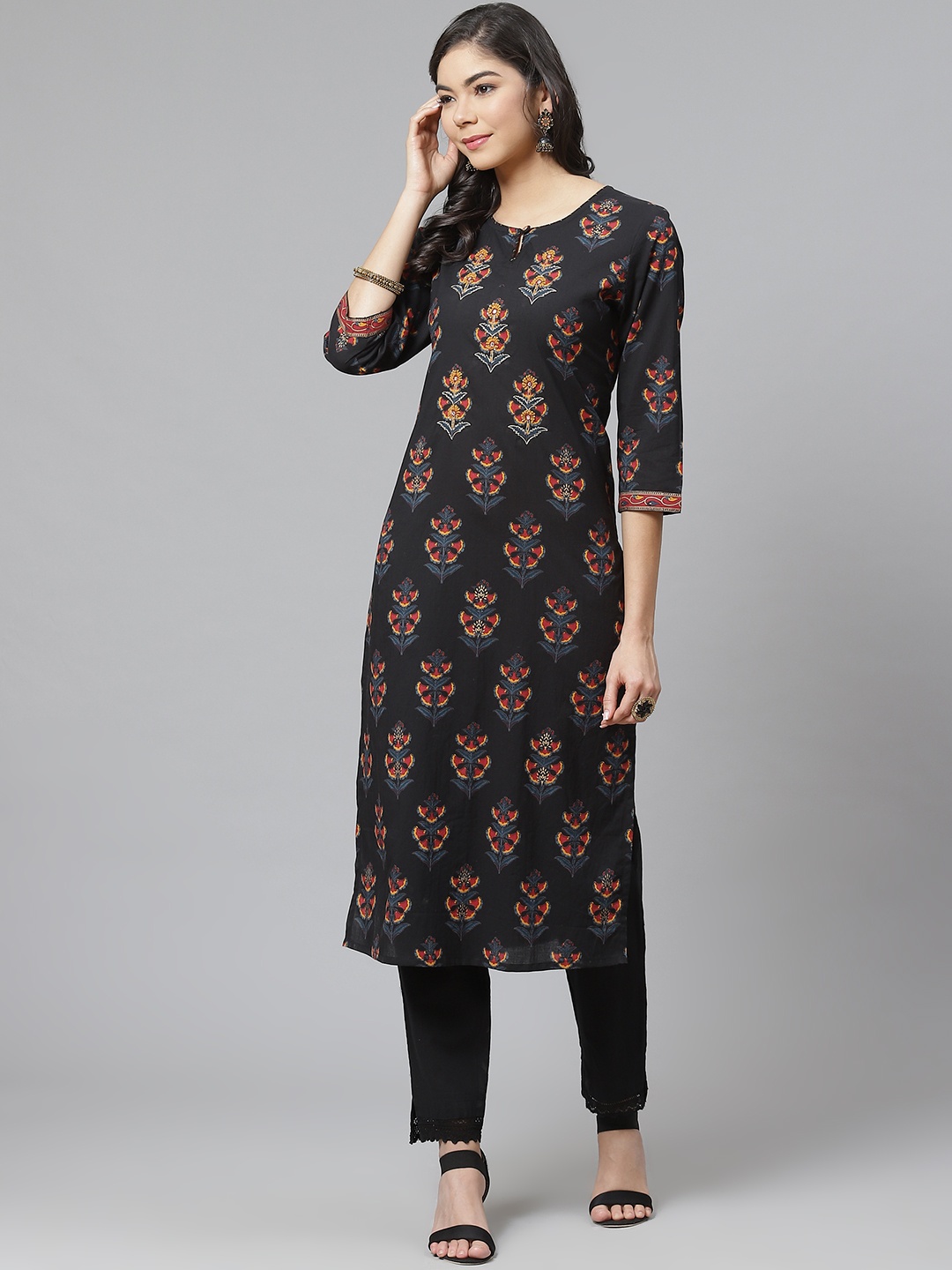 

PIROH Women Black & Yellow Printed Kurta with Trousers