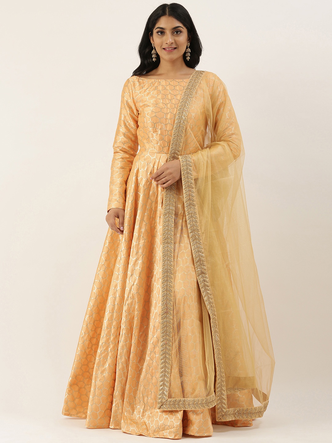 

Ethnovog Women Peach-Coloured Gold-Toned Printed Kurta with Trousers Dupatta