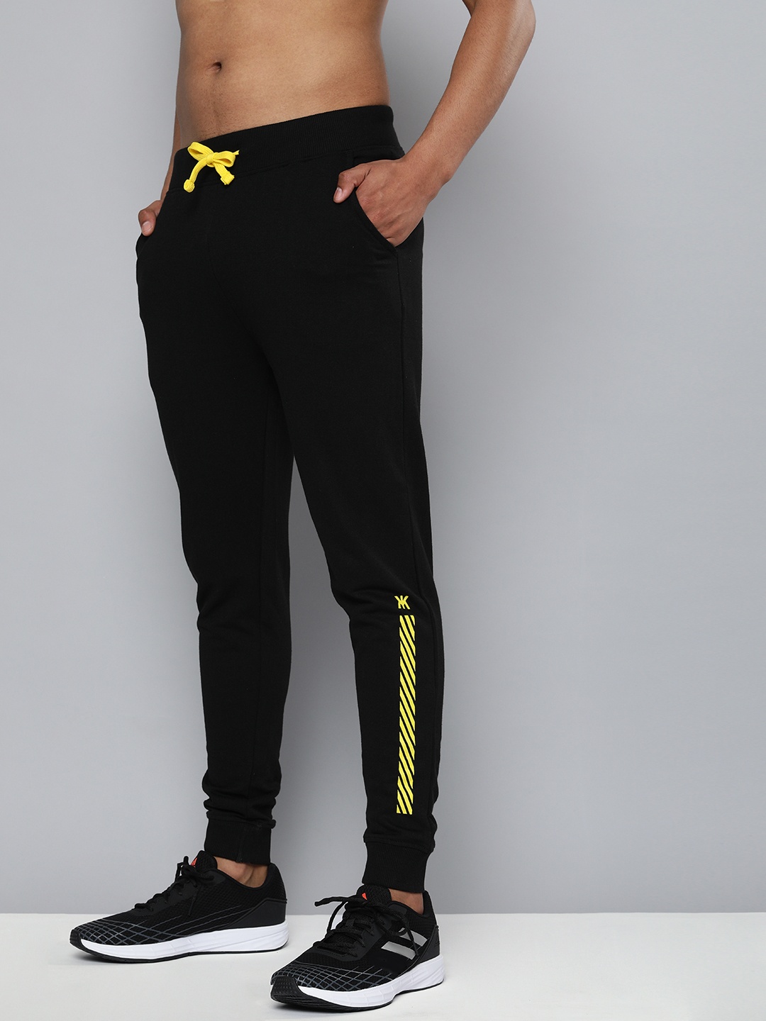 

Kook N Keech Men Black Printed Joggers