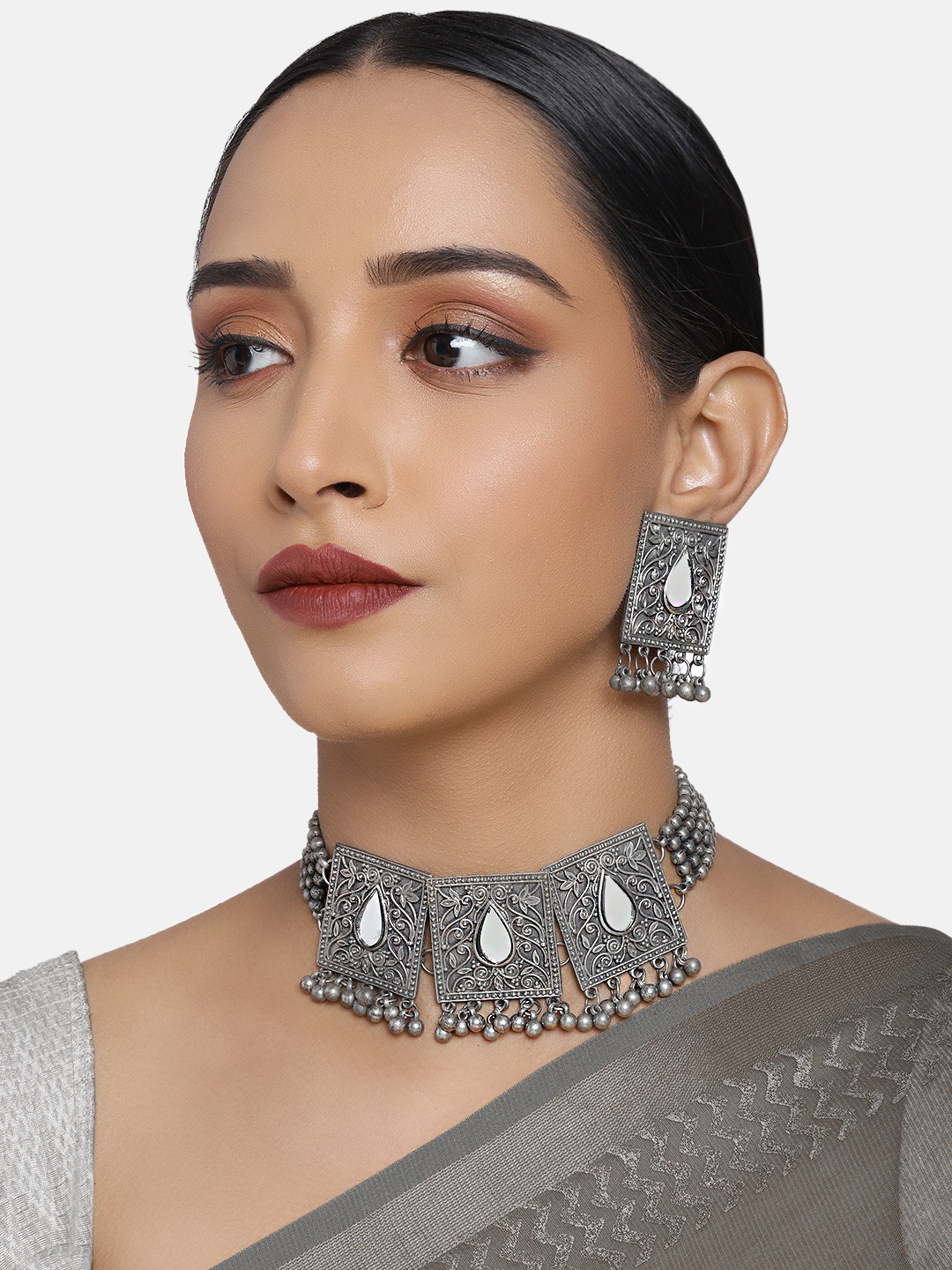 

Justpeachy Silver Oxidised Mirror Studded Choker Necklace Set