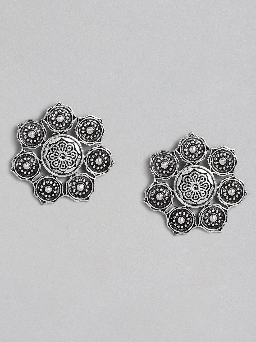 

justpeachy Silver-Plated Floral Studs