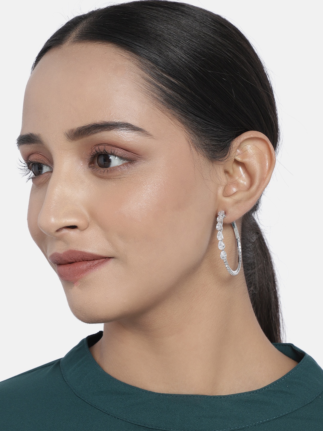 

justpeachy Silver-Plated Cubic Zirconia Studded Circular Hoop Earrings