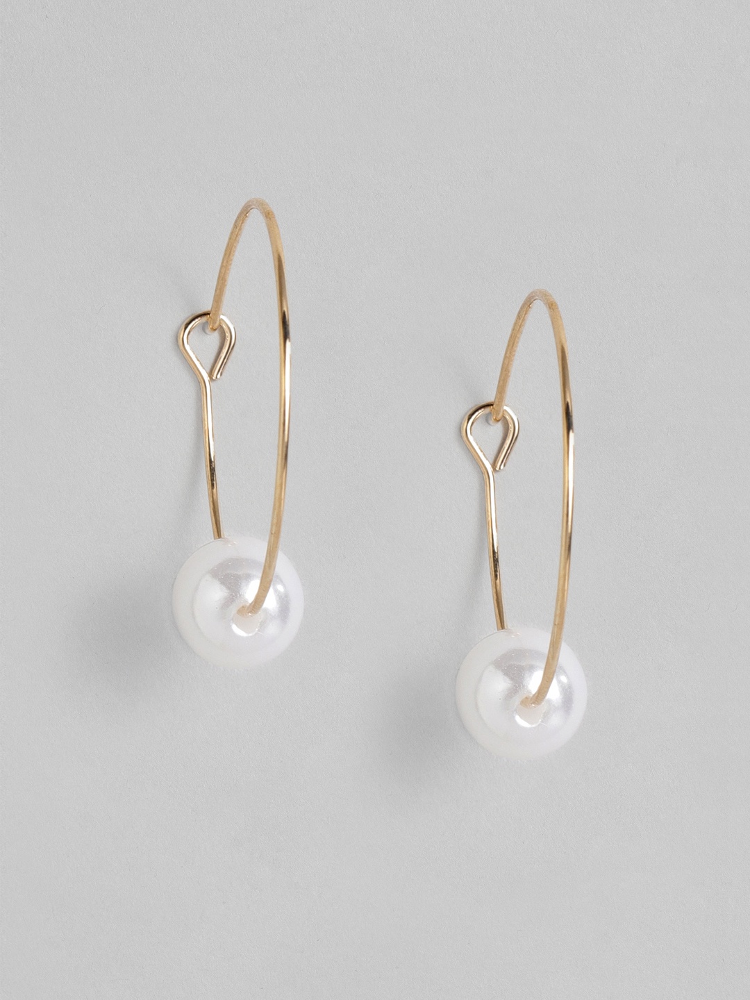 

justpeachy Gold-Plated & White Circular Hoop Earrings