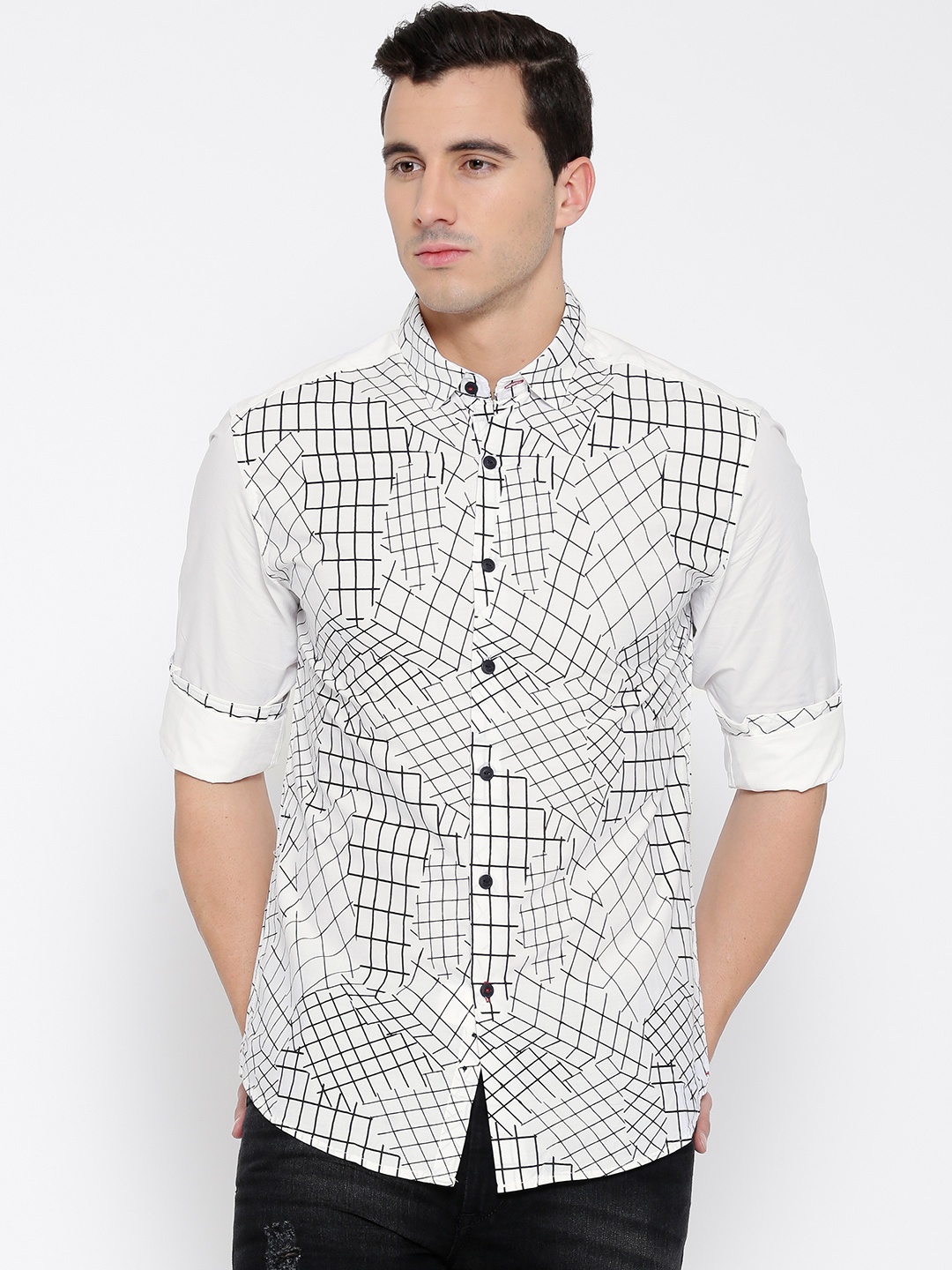 

Locomotive White & Black Printed Slim Casual Shirt