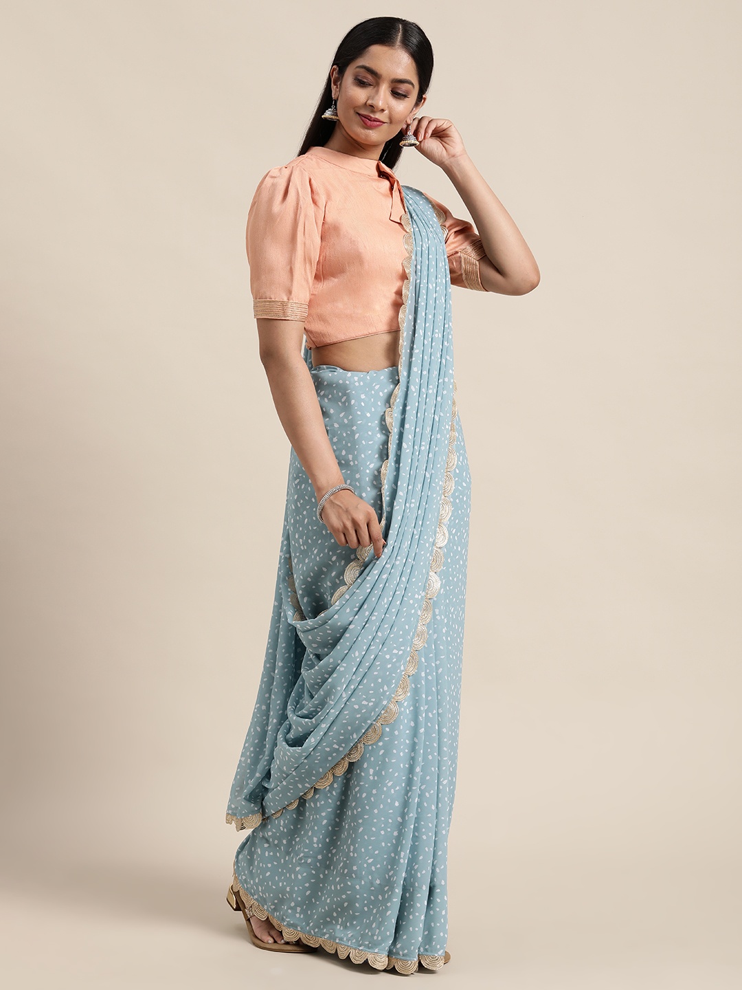 

Ethnovog Blue Geometric Printed Zari Saree