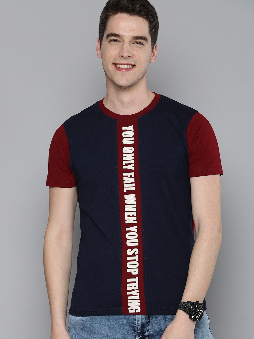 

HERENOW Men Navy Blue Colourblocked Round Neck Pure Cotton T-shirt