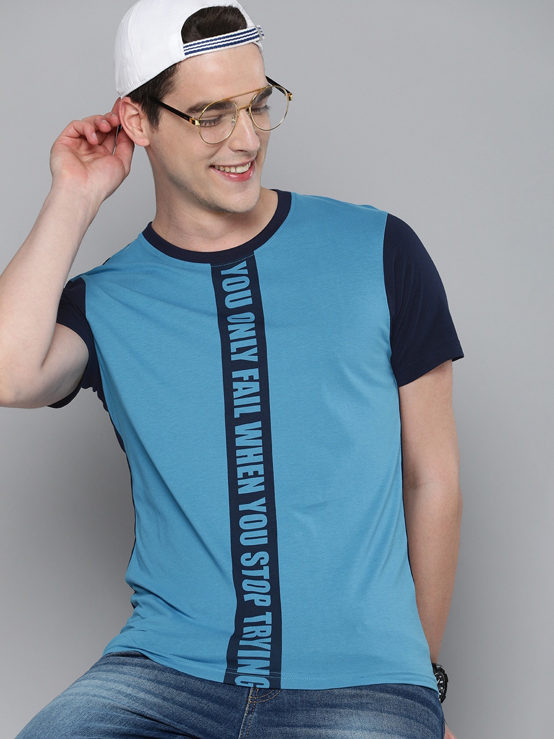 

HERENOW Men Blue Printed Round Neck Pure Cotton T-shirt