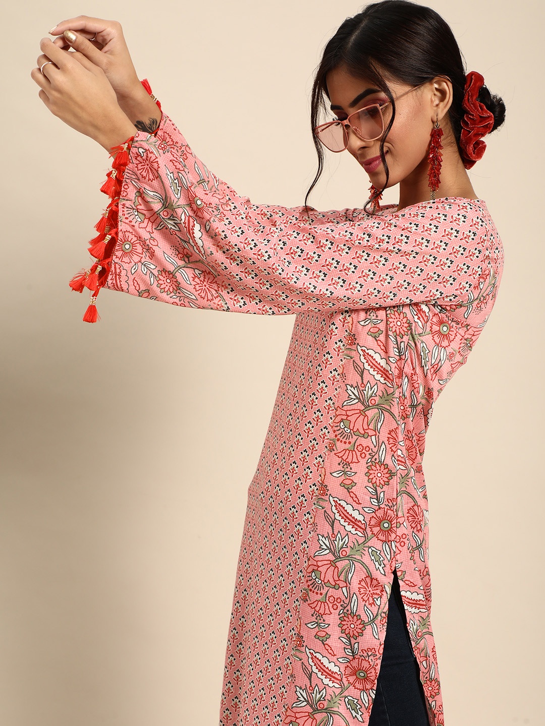 

Tikhi Imli Pretty Pink and Black Ethnic Motifs Printed Kurta