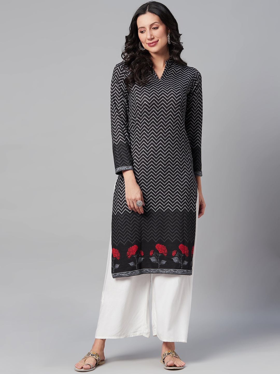 

Biba Women Black & Off White Geometric Printed Winter Kurta