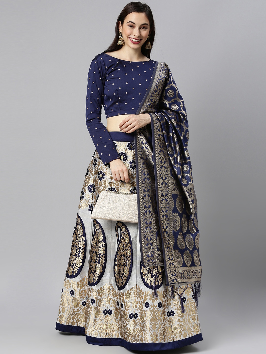

DIVASTRI White & Navy Blue Semi-Stitched Lehenga & Unstitched Blouse With Dupatta