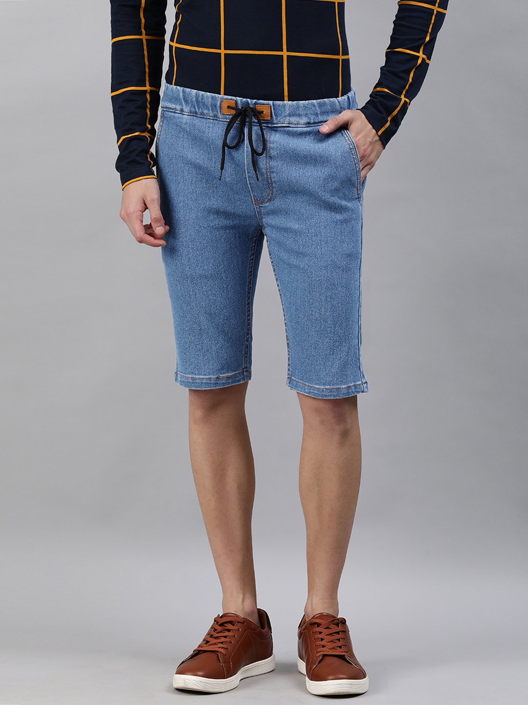 

Urbano Fashion Men Blue Solid Slim Fit Denim Shorts