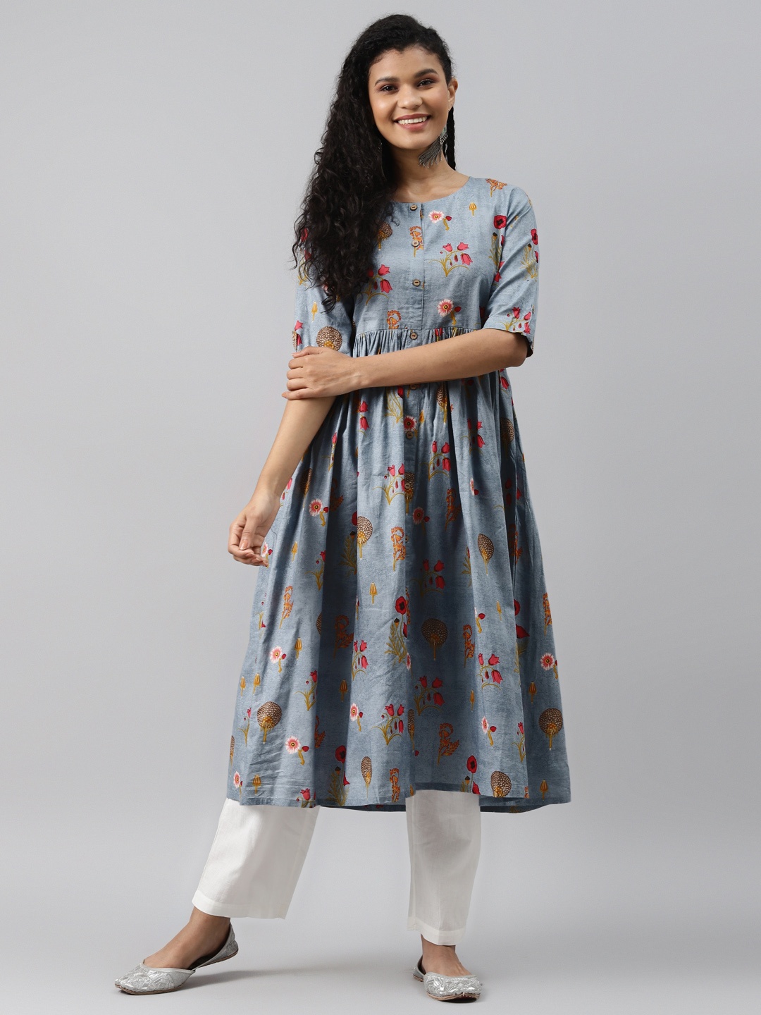 

AHIKA Women Grey & Coral Pure Cotton Ethnic Motifs Printed SA-Line Kurta