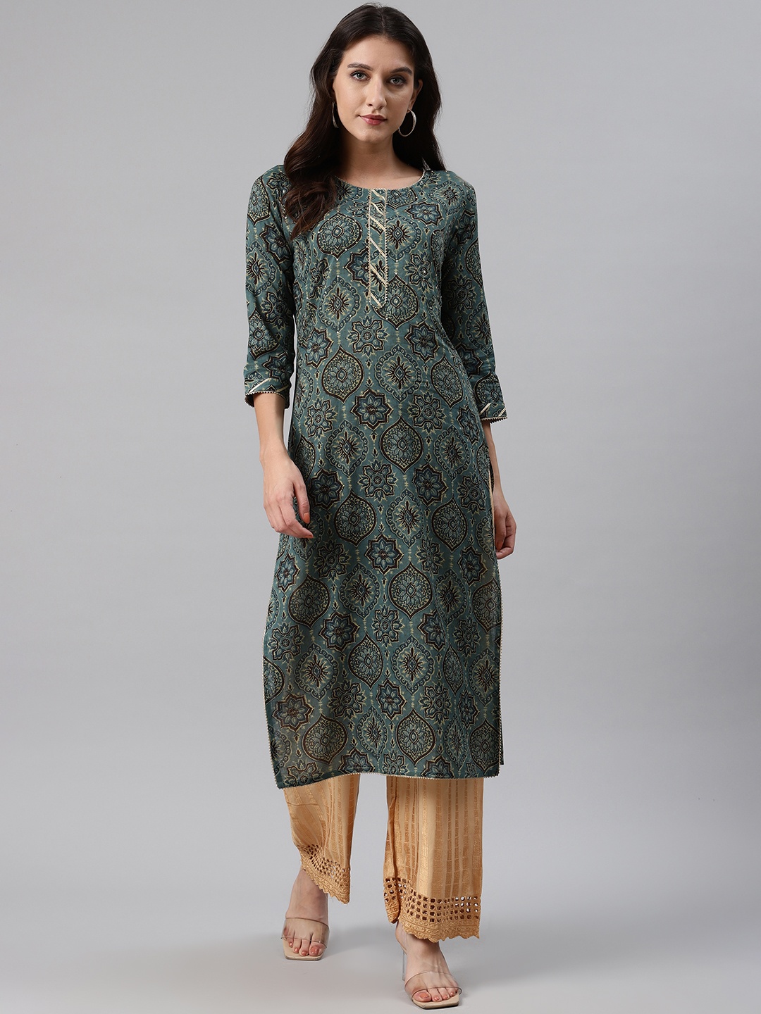 

AHIKA Women Teal Green & Black Ethnic Motifs Print Gotta Patti Work Cotton Straight Kurta