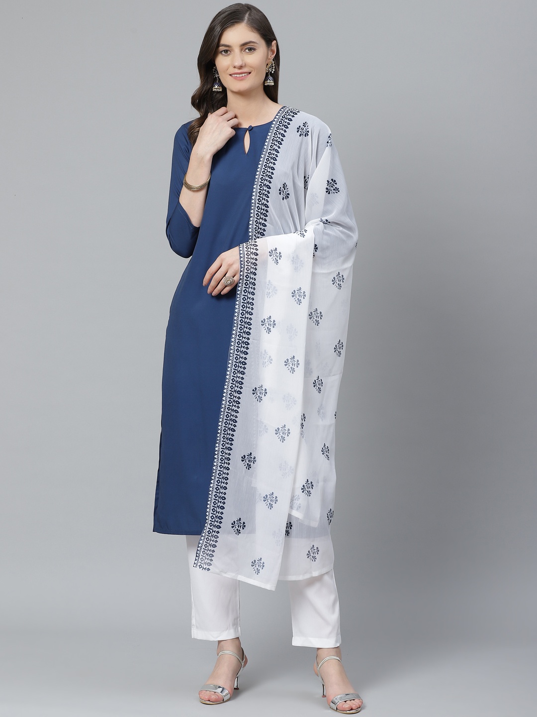 

AHIKA Women Navy Blue & White Solid Kurta with Trousers & Dupatta