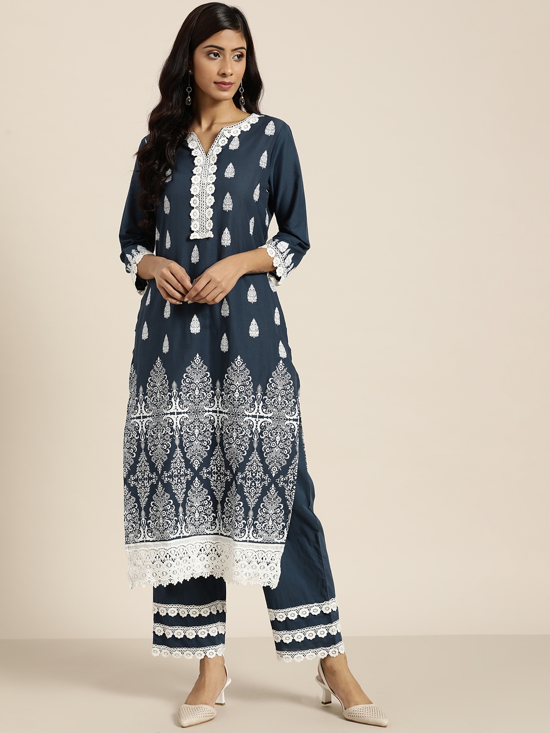 

Moda Rapido Women Navy Blue & White Ethnic Printed Pure Cotton Kurta with Palazzos