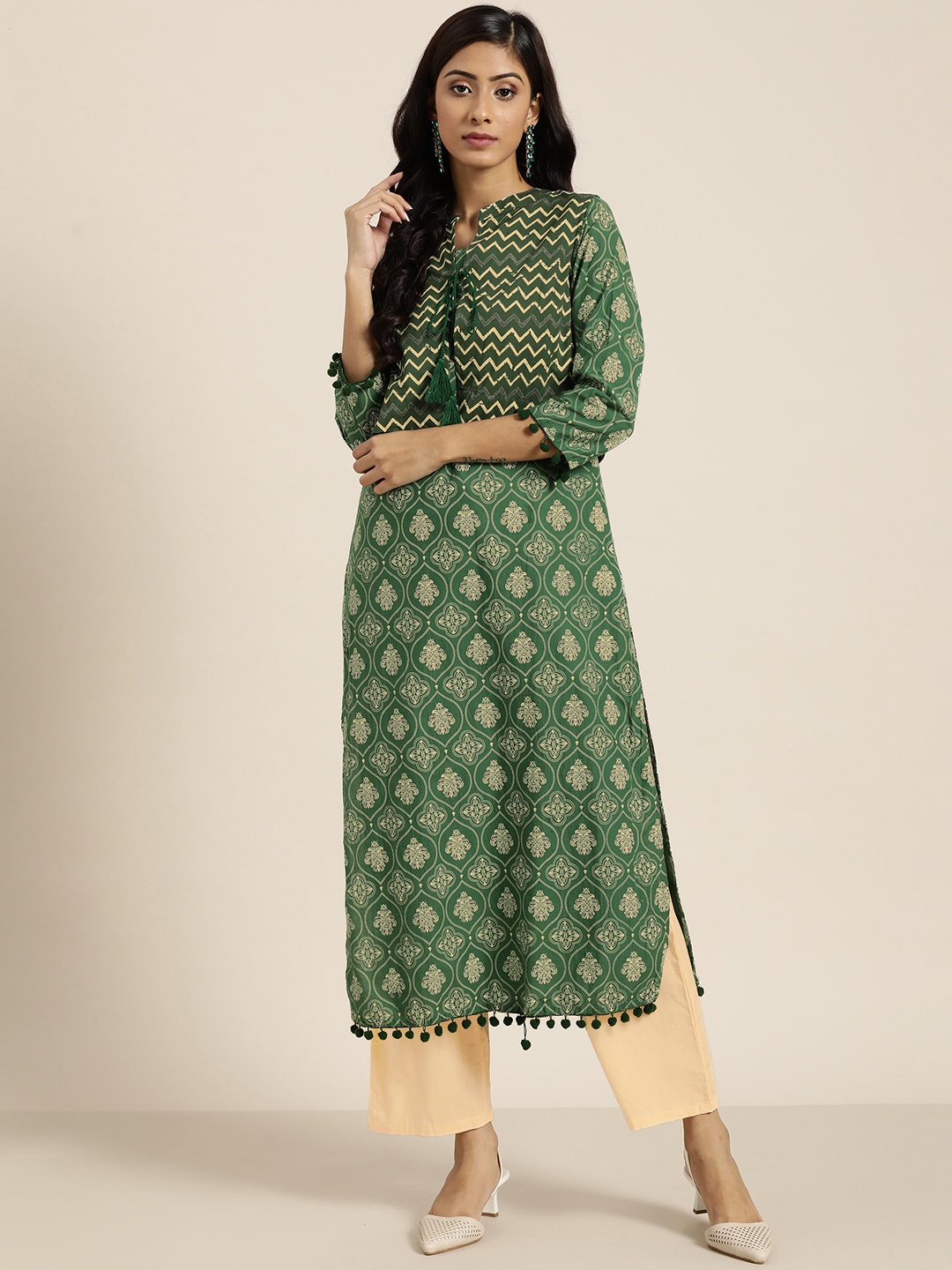 

Moda Rapido Women Green Printed Angrakha Pure Cotton Kurta with Patiala