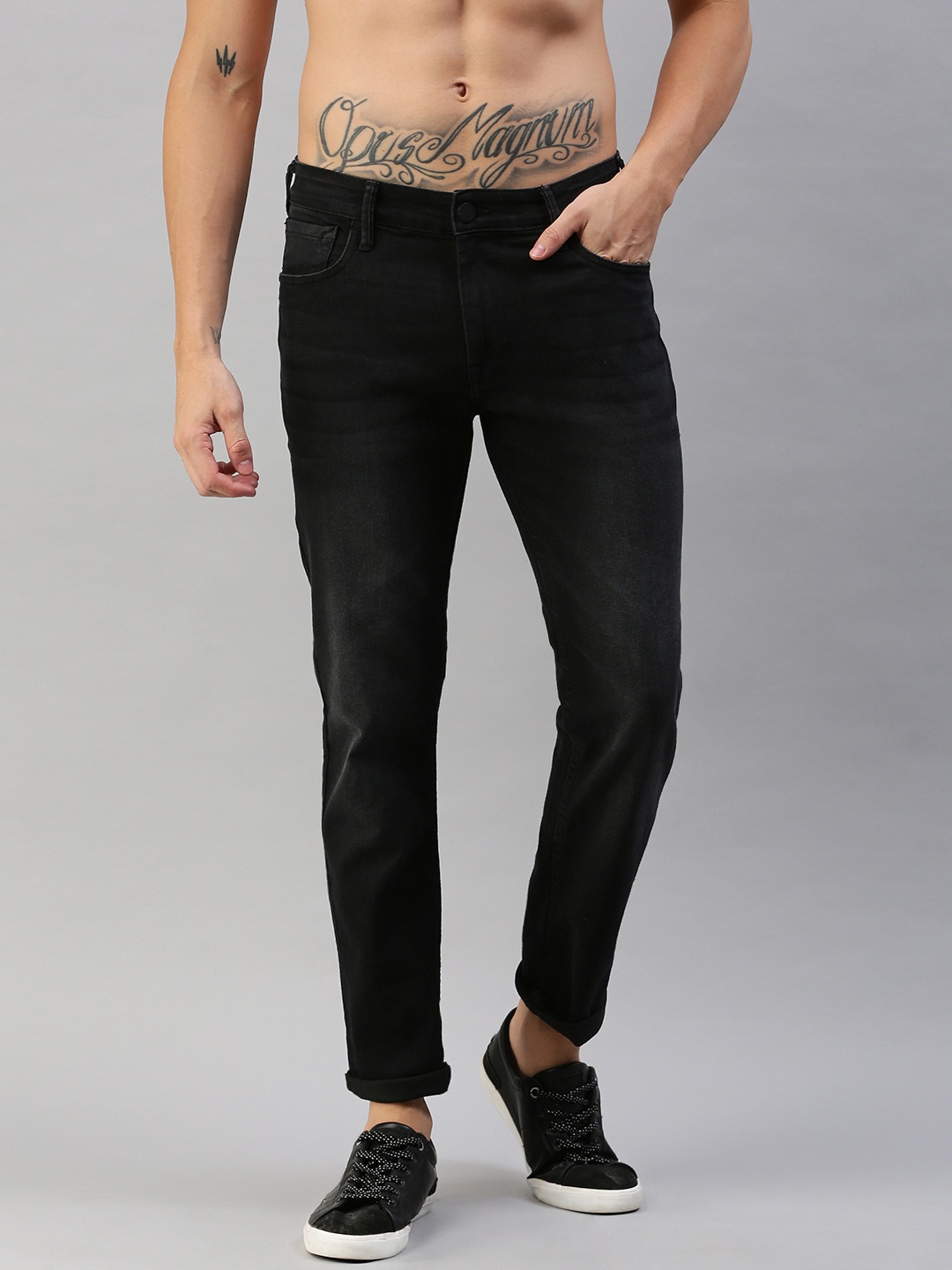 

HERE&NOW Men Black Slim Fit Mid-Rise Clean Look Jeans