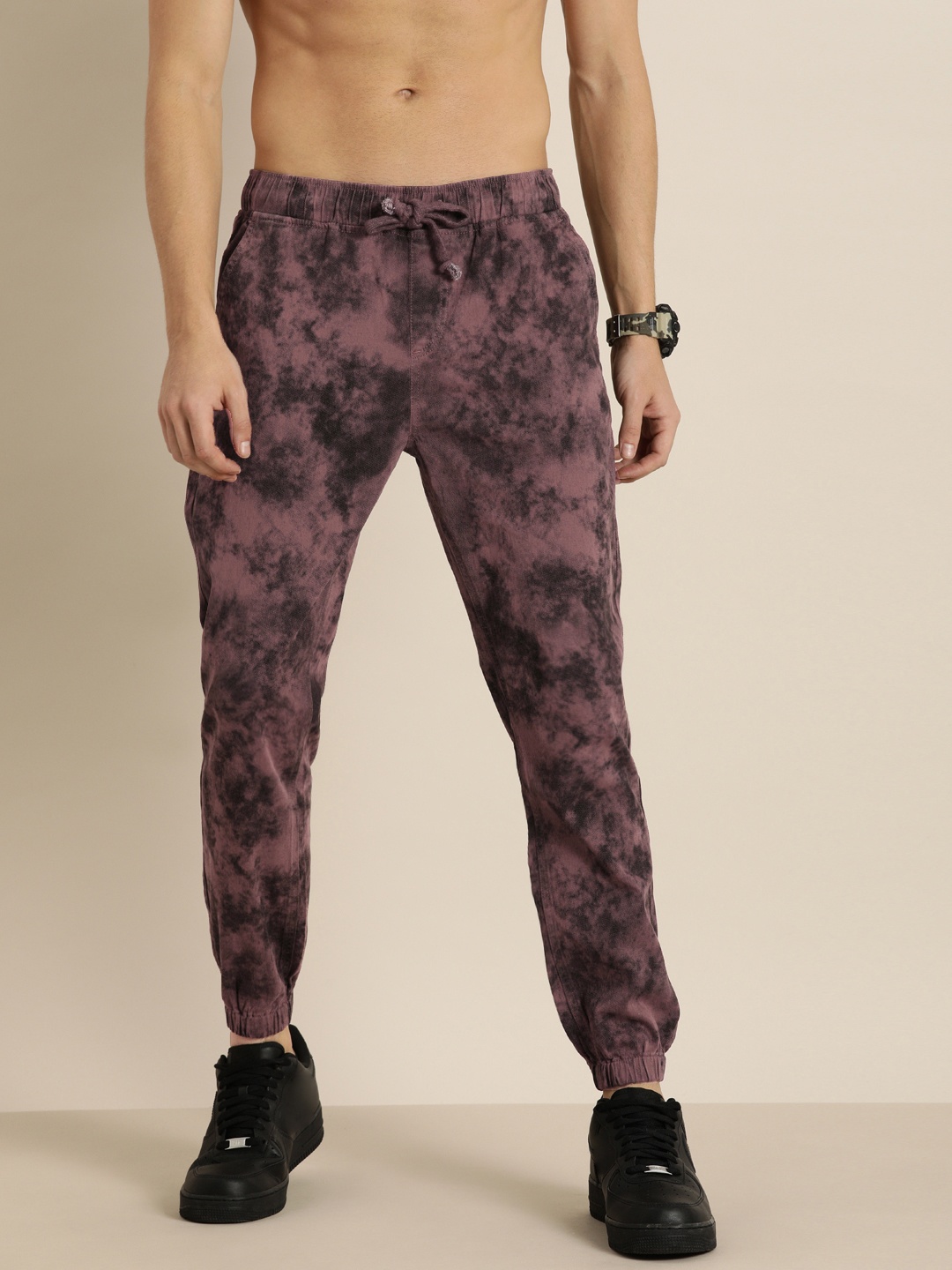 

Moda Rapido Men Charcoal Grey & Pink Dyed Effect Joggers