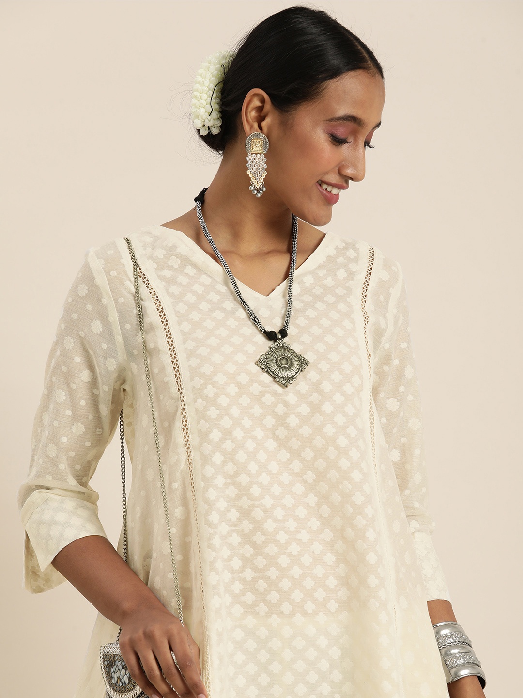 

Taavi White Cora Woven Design Kurta with Lace Detailing