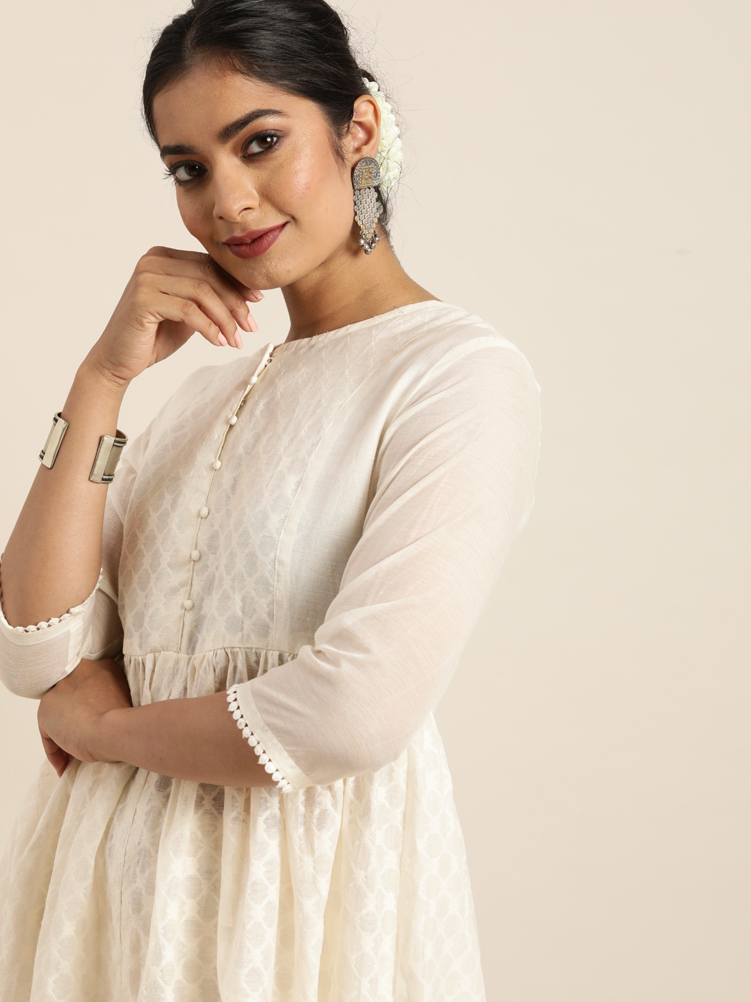 

Taavi Women Off White Kora Woven Design Kurta Set With Button Detailing