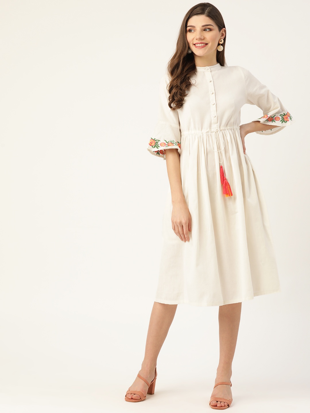 

DIVA WALK EXCLUSIVE Women Off White Solid Bell Sleeves Thread Work Kurta with Waist Tie-up