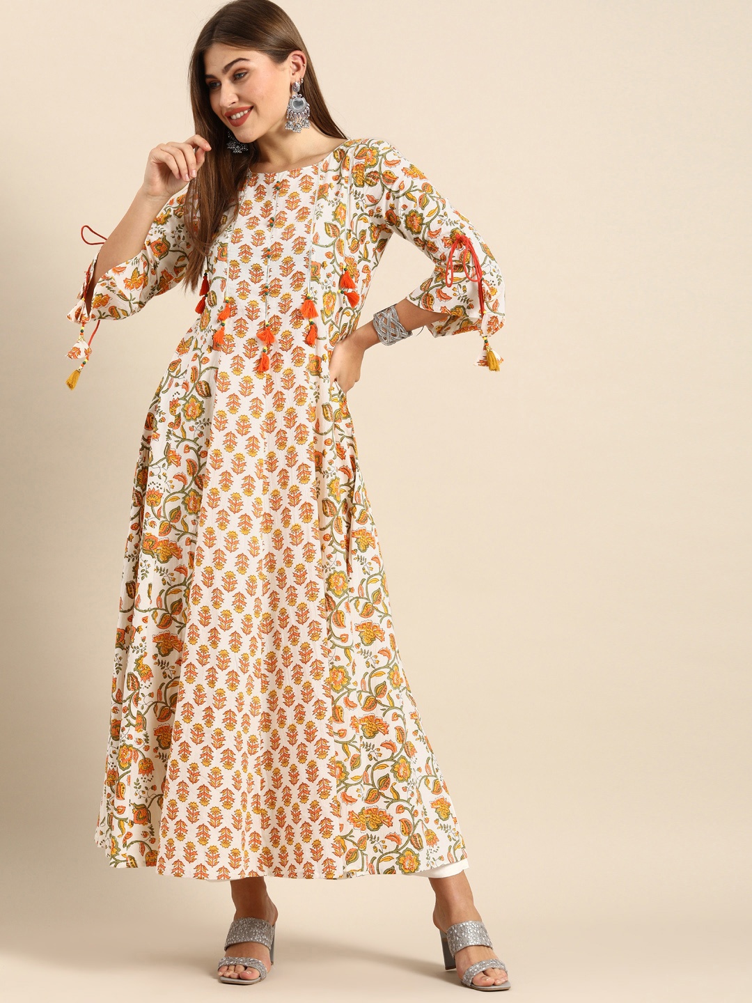 

Varanga Women White & Orange Ethnic Motifs Printed Bell Sleeves Kurta