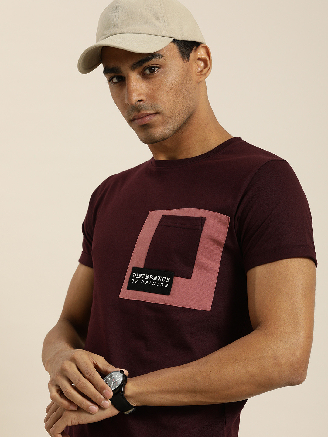 

Difference of Opinion Men Maroon Cotton Colourblocked Roll-Up Sleeves Pure Cotton T-shirt