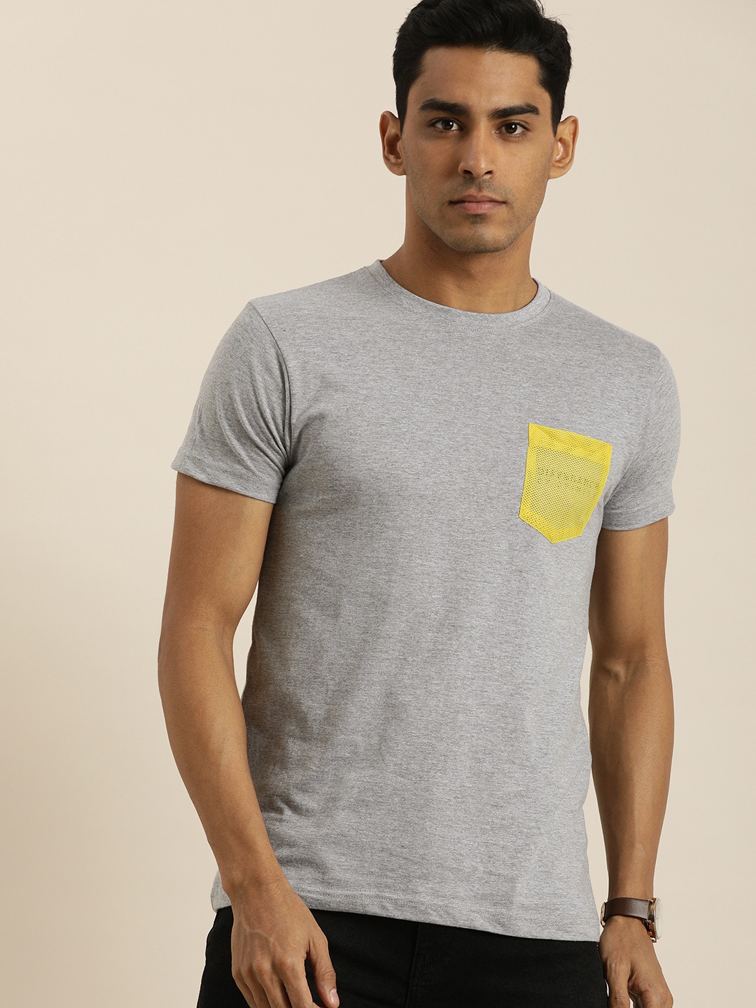 

Difference of Opinion Men Grey Melange Printed Pure Cotton T-shirt
