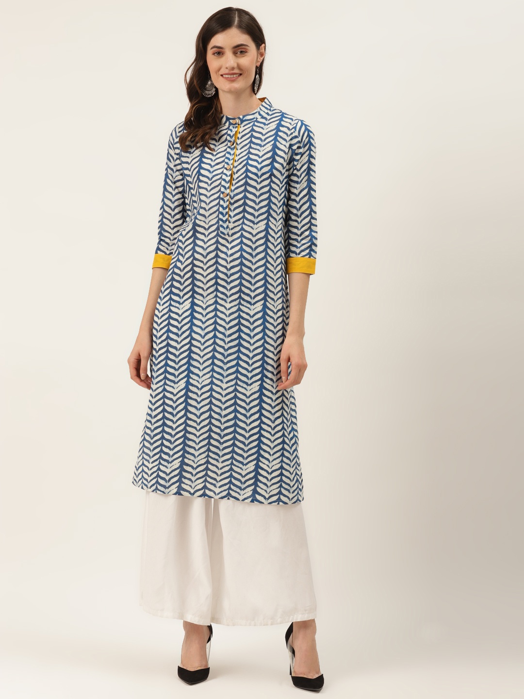 

DIVA WALK EXCLUSIVE Women Navy Blue & White Leaf Print Pure Cotton Kurta