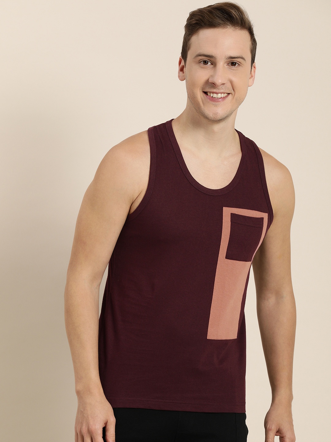 

Difference of Opinion Men Maroon Peach-Coloured Colourblocked Pure Cotton T-shirt