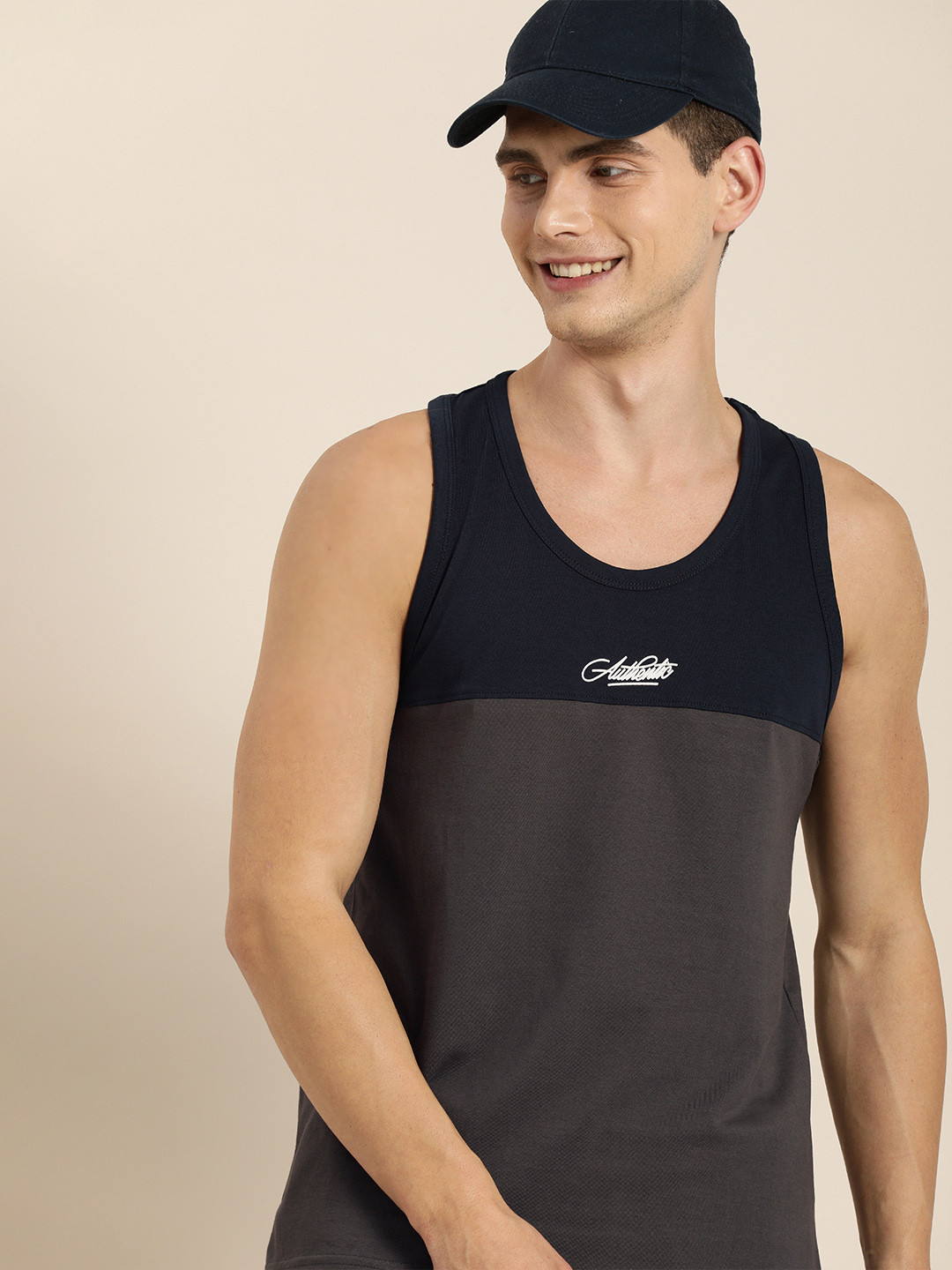

Difference of Opinion Men Grey Navy Blue Colourblocked Pure Cotton T-shirt