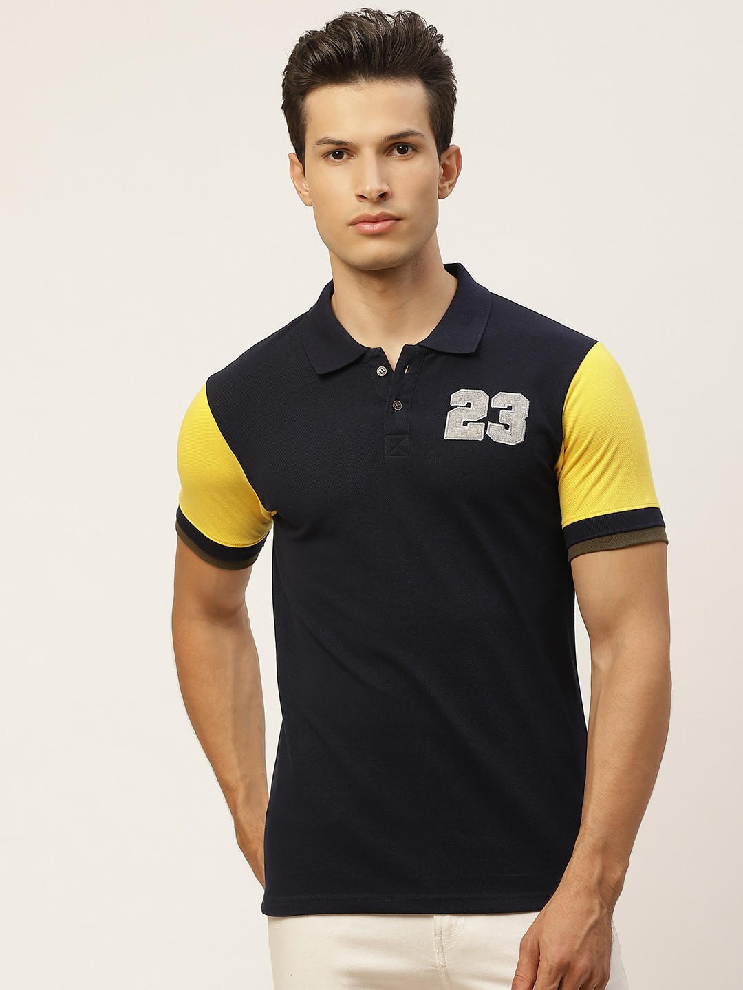 

VEIRDO Men Navy Blue Pure Cotton Solid Polo Collar T-shirt