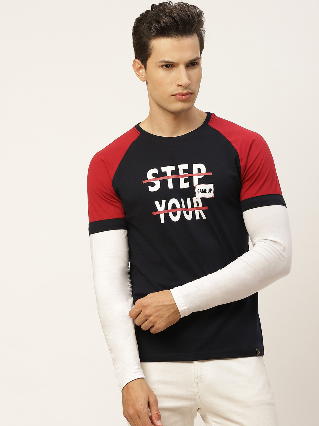 

VEIRDO Men Navy Blue Pure Cotton Typographic Print Round Neck T-shirt