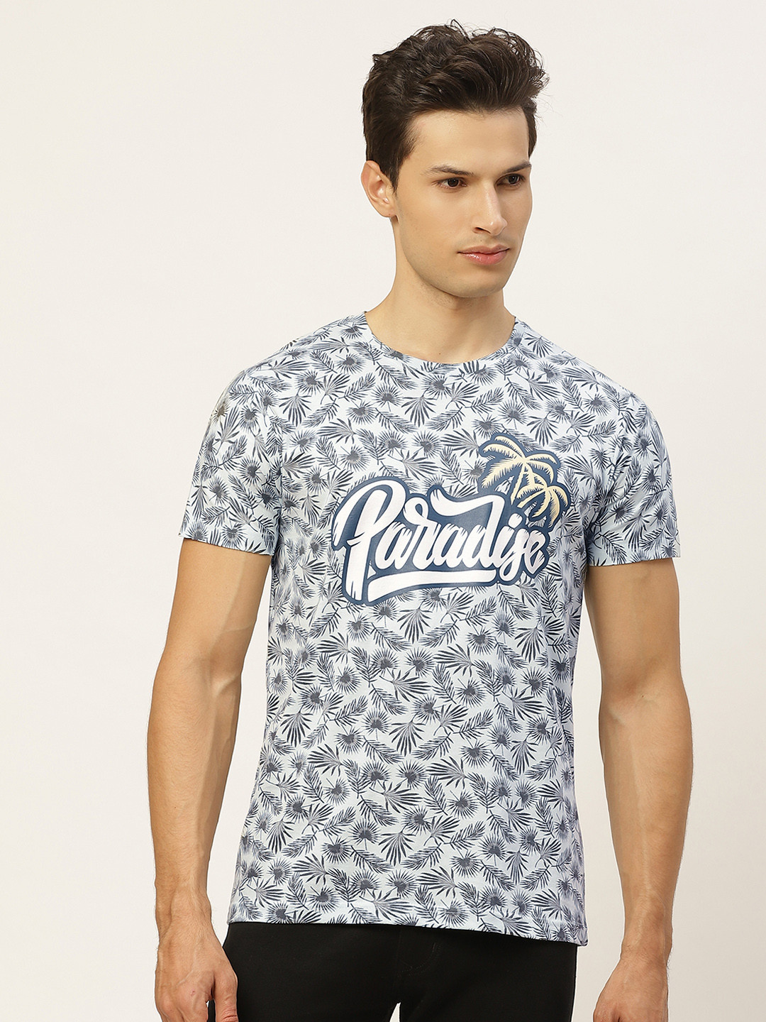 

VEIRDO Men Blue & Charcoal Grey Floral Printed Round Neck T-shirt