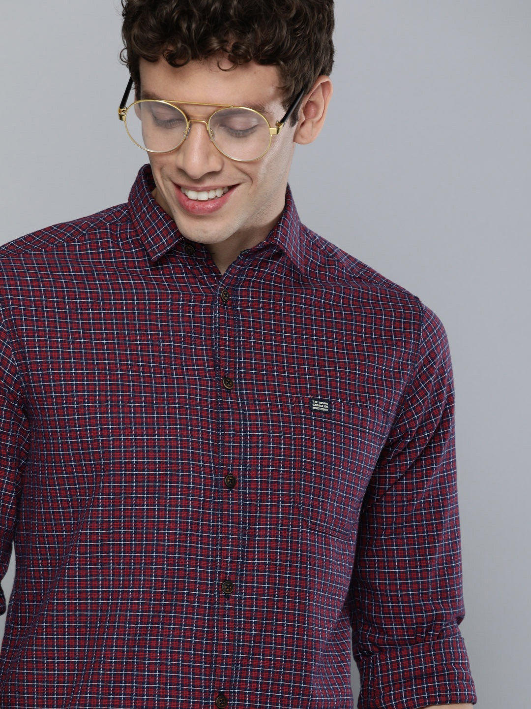 

The Indian Garage Co Men Maroon Slim Fit Checked Pure Cotton Casual Shirt