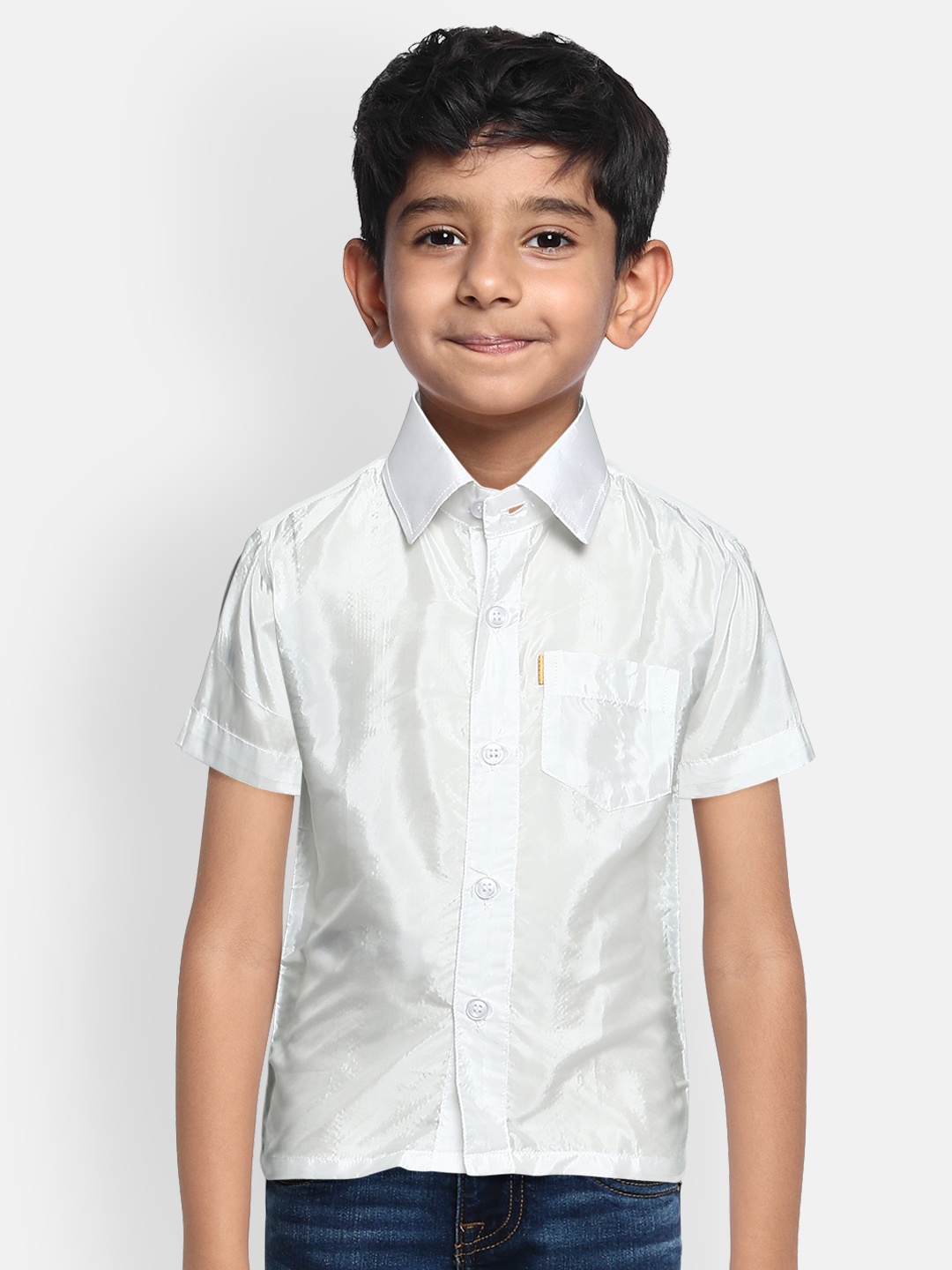 

THANGAMAGAN Boys White Regular Fit Solid Ethnic Silk Shirt