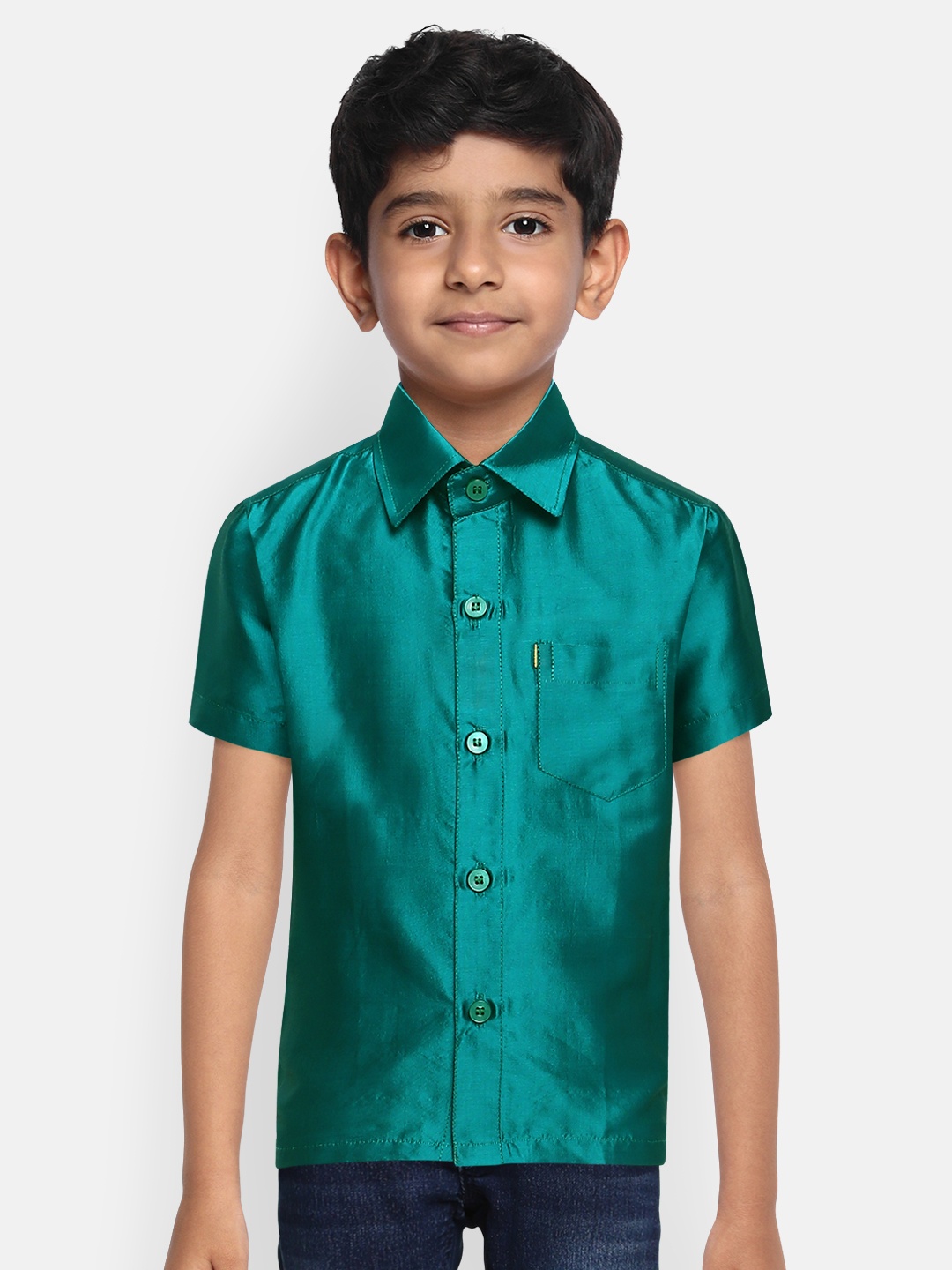 

THANGAMAGAN Boys Green Regular Fit Solid Casual Shirt